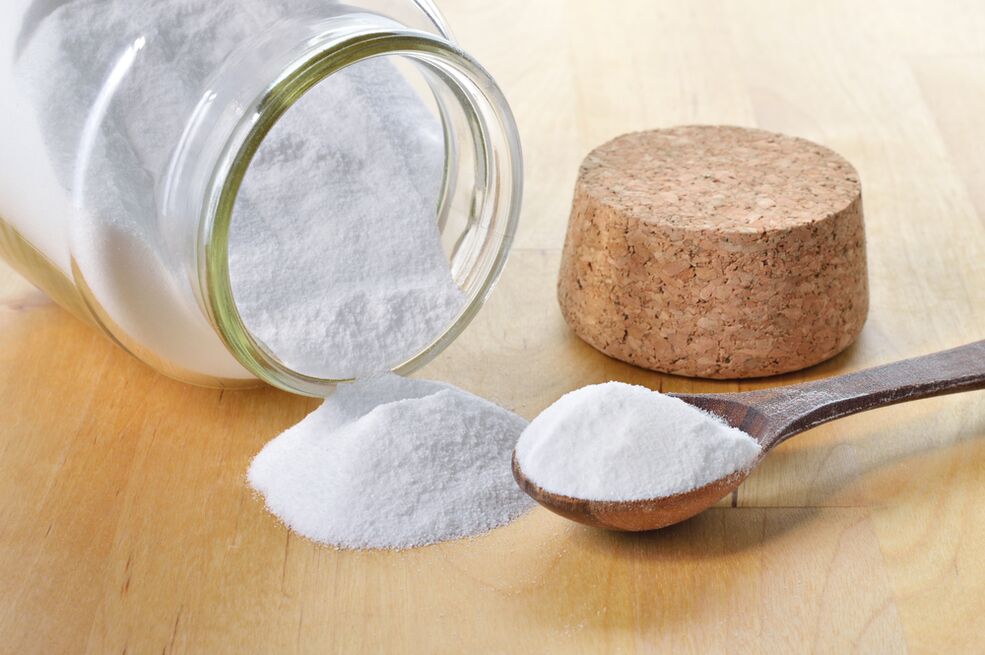 Baking soda will help in the fight against nail fungus